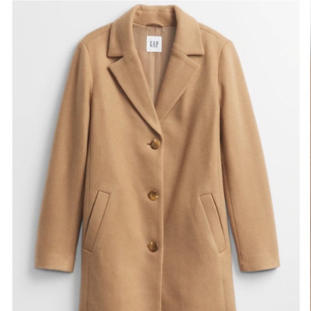 GAP Women's Classic Camel Trench Coat - Perfect for the fall season!
